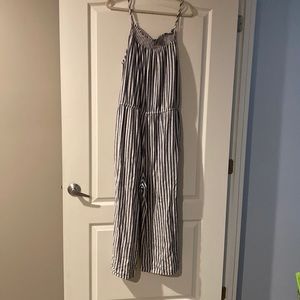 Old Navy full length romper! Worn once!